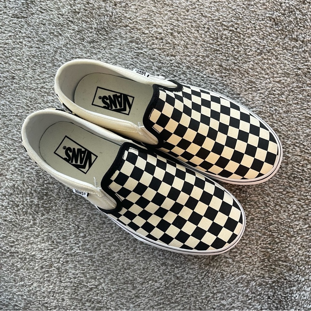 High top checker vans size 8.5